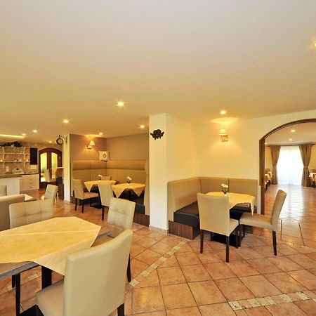 Pension Piovesan Фаак-ам-Зее Экстерьер фото
