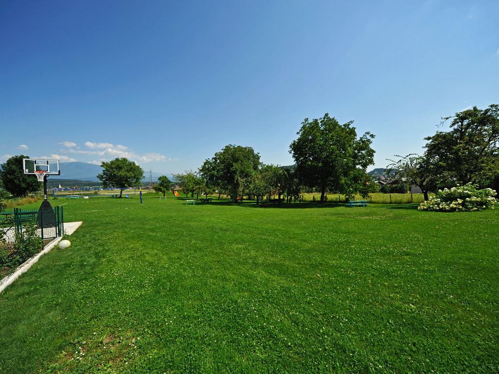 Pension Piovesan Фаак-ам-Зее Экстерьер фото