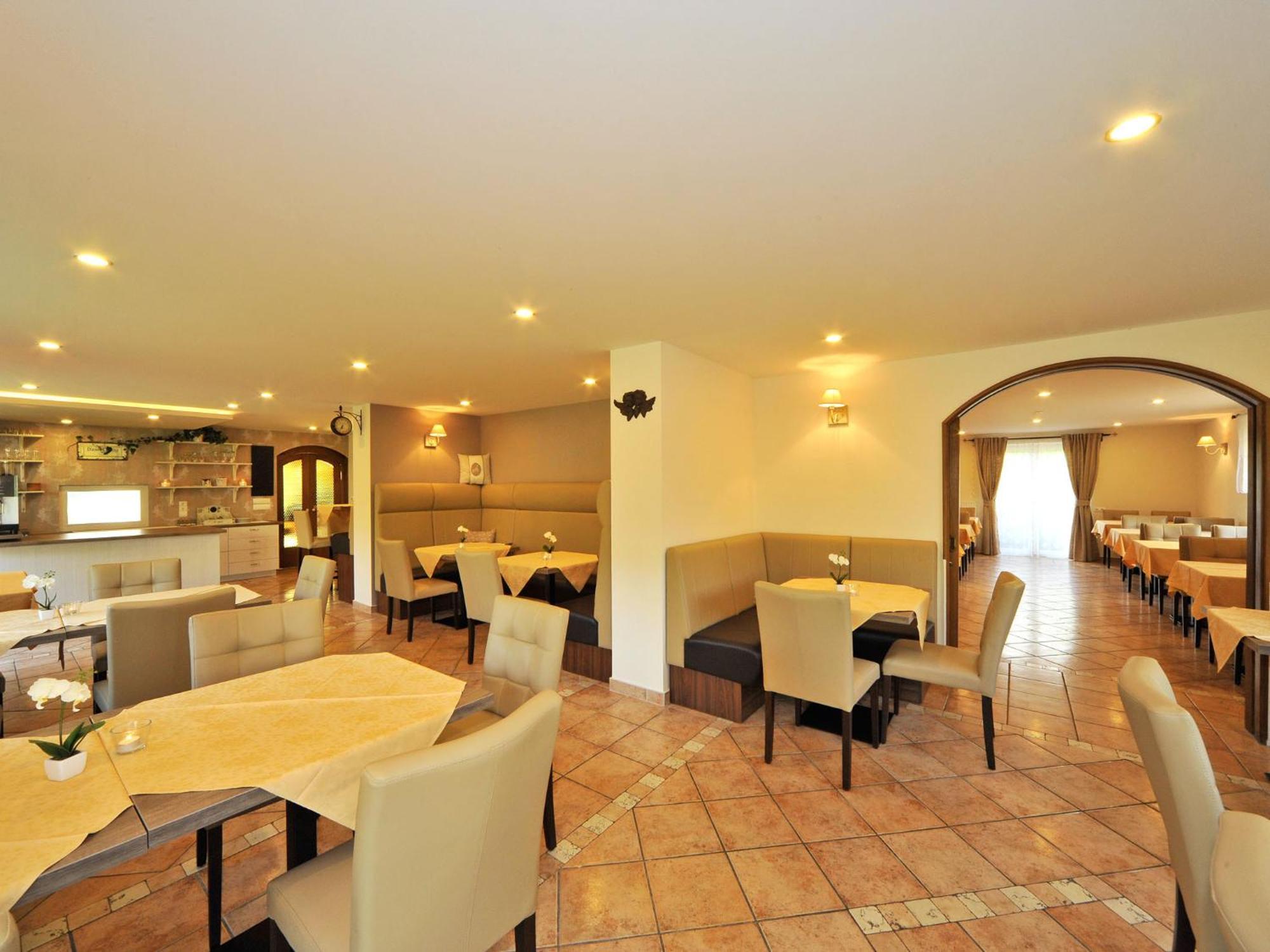 Pension Piovesan Фаак-ам-Зее Экстерьер фото